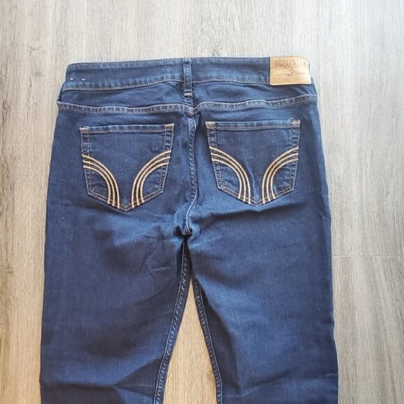 Hollister Skinny Jeans - Picture 3 of 7